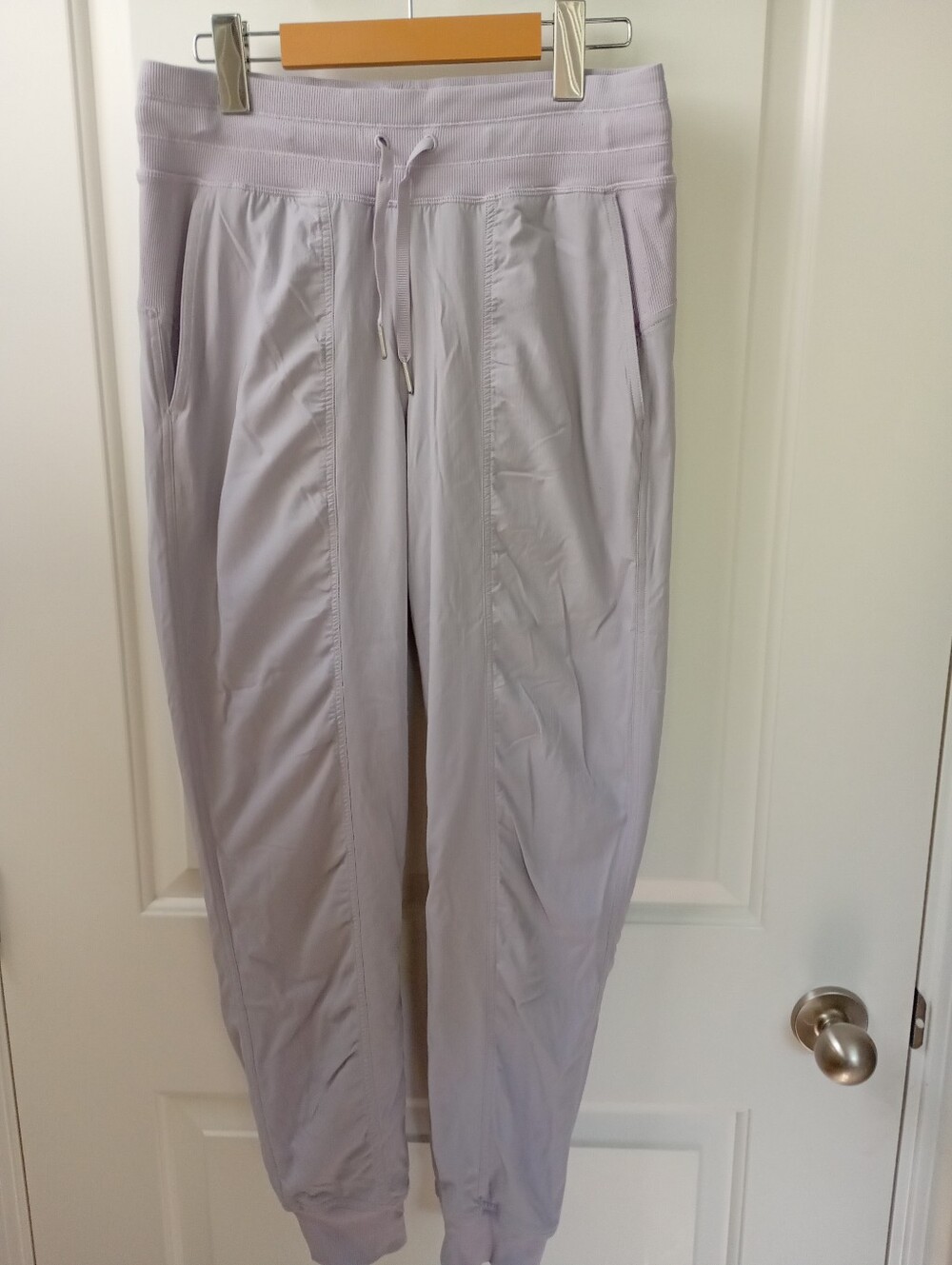 lululemon athletica | Light Lavender Lined Dance Studio 28" Pants | Size 6